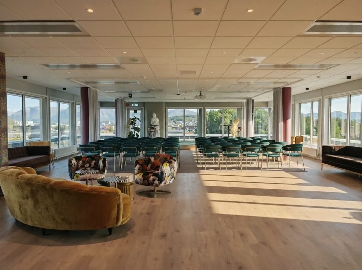 Panoramic conference room