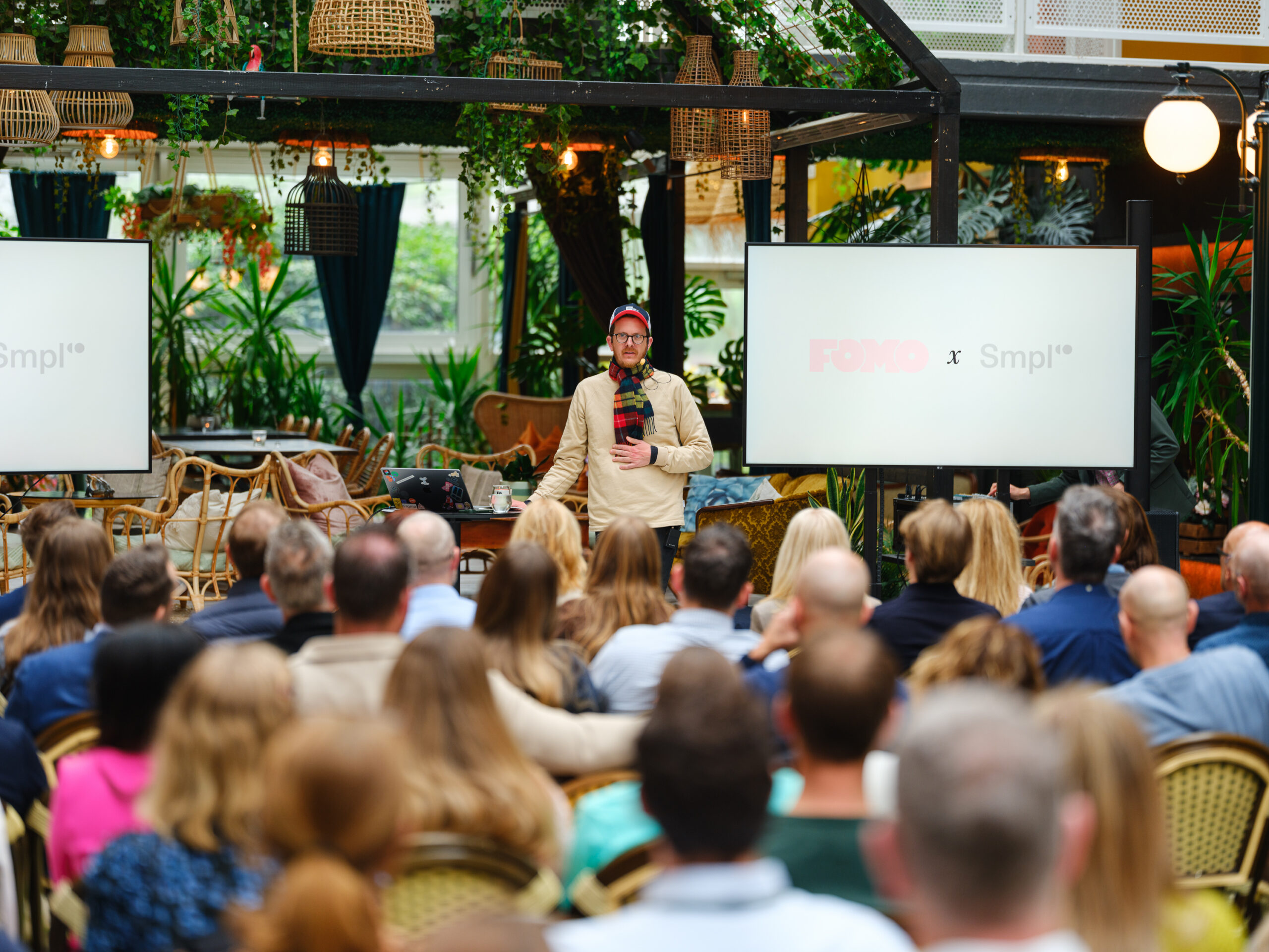 Why choose FOMO AVENUE for your conference?